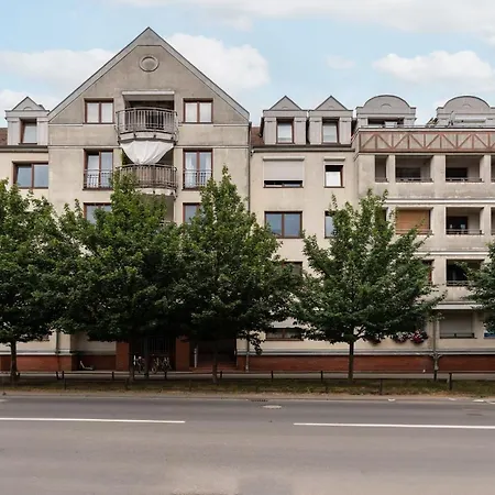 Modern Minimalism Near Old Market By Renters * Poznań